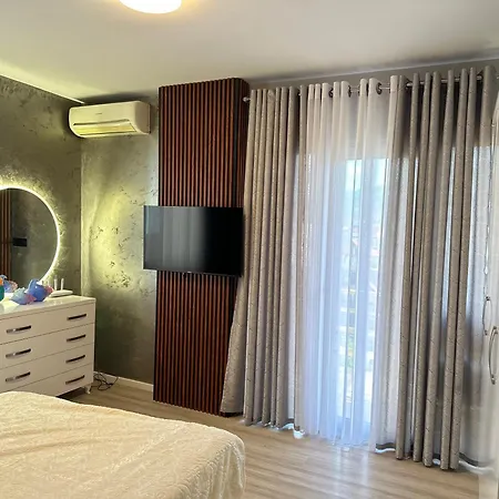アパート Pogradec Apartment *