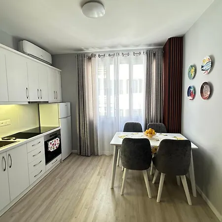 Pogradec Apartment * ポグラデツ