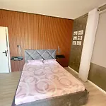 Pogradec Apartment *
