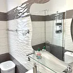 Pogradec Apartment *